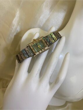 Vintage 80s Ling Genuine Abalone Shell Bracelet Watch Hong Kong Stretch Band